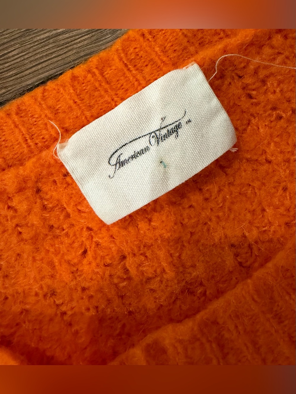 American Vintage orange sweater - Picture 3 of 7